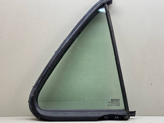 форточка задняя правая Renault Laguna 2 поколение 2001, 1.8 л., i, F4P 770, бензин, 5МКПП, серебристый, хетчбэк 5 дв., передний привод, 8200000400