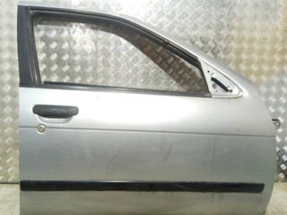 стекло двери передней правой Nissan Almera N15 1997, 803000N860