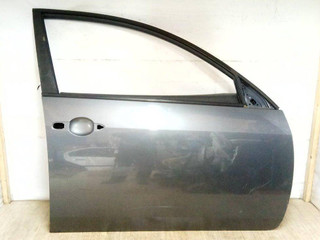 стекло двери передней правой Nissan Primera P12 2003