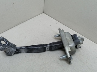 ограничитель открывания двери Toyota Camry 7 поколение XV40 2008, 2.4 л., i, 2AZ-FE, бензин, АКПП, серебристый, седан, передний привод, 6861006040