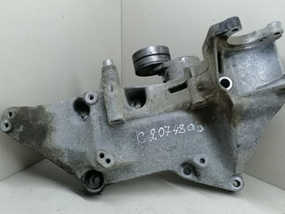 кронштейн двигателя Renault Laguna 2 поколение [рестайлинг] 2006, 2.0 л., 8200183234