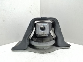 подушка крепления двигателя Renault Megane 2 поколение 2004, 1.5 л., DCi, K9K 722, дизель, 5МКПП, серебристый, хетчбэк 5 дв., передний привод, 8200042456, 8200044925