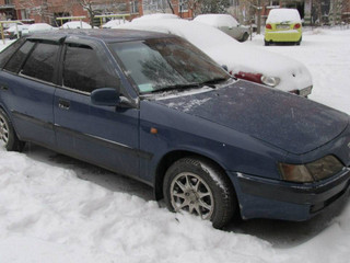 стекло двери передней правой Daewoo Espero KLEJ 1993