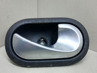 ручка внутренняя задняя правая Renault Megane 2 поколение 2004, 1.5 л., DCi, K9K 722, дизель, 5МКПП, серебристый, хетчбэк 5 дв., передний привод, 5005500006, 8200028486