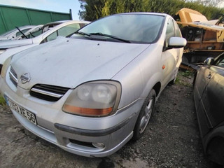 Nissan Almera Tino V10