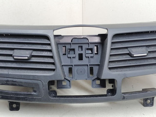 дефлектор обдува салона Renault Laguna 3 поколение 2008, 1.6 л., i, бензин, 6МКПП, синий, хетчбэк 5 дв., передний привод, 1001105, 1002752, 1001109, 1002753