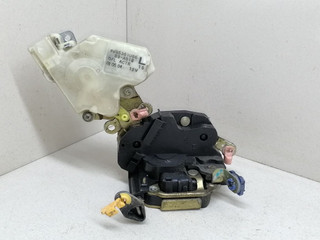 замок двери передней левой Nissan Almera Tino V10 2001, 2.2 л., DCi, YD22DDTi, дизель, 5МКПП, серебристый, минивэн, передний привод, 8055361066