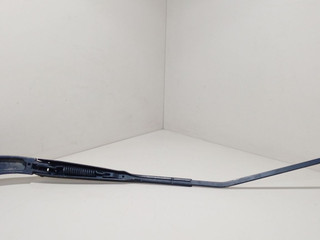 щеткодержатель (поводок стеклоочистителя, дворник) Renault Megane 2 поколение 2005, 1.9 л., DCi, дизель, 6МКПП, синий, универсал, передний привод, 8200036912