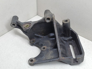 кронштейн генератора Hyundai Matrix 1 поколение 2003, 1.6 л., i, G4ED, бензин, МКПП, красный, минивэн, передний привод, 06813F5716