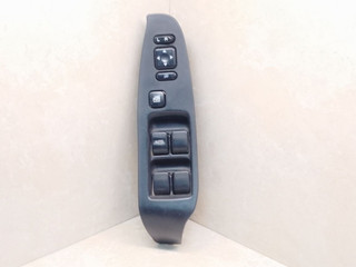 кнопка стеклоподъемника двери передней левой Subaru Outback 2 поколение BH9 2002, 2.5 л., i, бензин, АКПП, зеленый, универсал, полный привод, 83071AE021