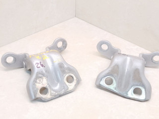 петля двери Hyundai Terracan 1 поколение 2002