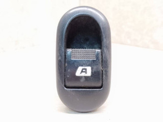 кнопка стеклоподъемника двери Peugeot 1007 1 поколение 2005, 1.4 л., HDi, 8HZ (DV4TD), дизель, 5МКПП, серебристый, хетчбэк 3 дв., 96401469XT