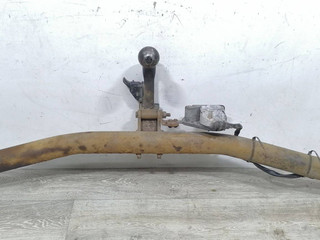 прицепное устройство (фаркоп) Ford Focus 2 поколение 2006, 1.6 л., i, HXDA, бензин, 5МКПП, серебристый, универсал, передний привод, 1730076