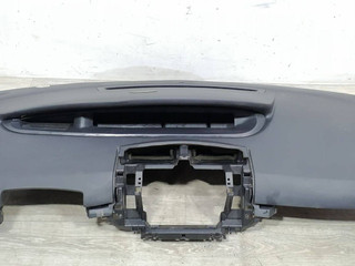 панель передняя салона (торпедо) Renault Scenic 2 поколение JM0G 2003, 1.9 л., DCi, F9Q 812, дизель, 6МКПП, бордовый, минивэн, 8200569459