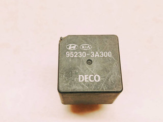 реле (прочие) , 95230-3A300