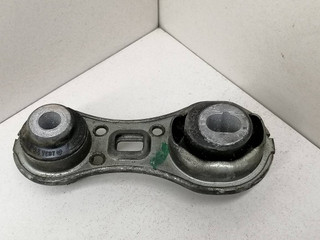 подушка крепления двигателя Renault Scenic 2 поколение JM0G 2003, 1.9 л., DCi, F9Q 812, дизель, 6МКПП, бордовый, минивэн, 8200103263
