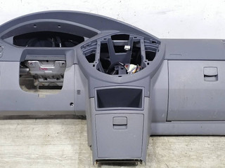 панель передняя салона (торпедо) Kia Carens 2 поколение FJ 2006, 2.0 л., CRDi, дизель, 5МКПП, чёрный, минивэн, передний привод, 0K2FB60410GW
