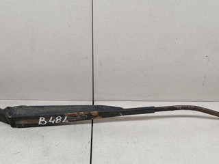 щеткодержатель (поводок стеклоочистителя, дворник) Kia Carens 2 поколение FJ 2006, 2.0 л., CRDi, дизель, 5МКПП, чёрный, минивэн, передний привод, 0K2FA67321