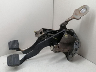узел педальный (блок педалей) Peugeot 206 1 поколение 2002, 1.4 л., i, KFV (TU3JP), бензин, 5МКПП, зелёный, хетчбэк 5 дв., передний привод, 20925D0, 20924D1