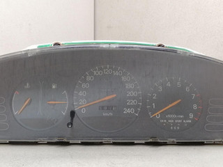 щиток приборов (приборная панель) Mitsubishi Sigma 1 поколение 1994, 3.0 л., i, 6G72 (DOHC 24V), бензин, 5МКПП, серый металлик, седан, передний привод, MB832153, 157320-0352, R88