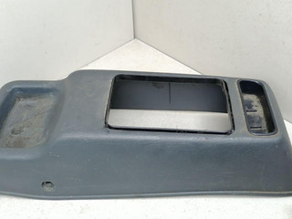 консоль салона Hyundai Accent 1 поколение (X3) [рестайлинг] 1997, 1.3 л., i, бензин, 5МКПП, синий, хетчбэк 3 дв., передний привод, 84611-22001