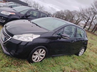 Peugeot 208 1 поколение