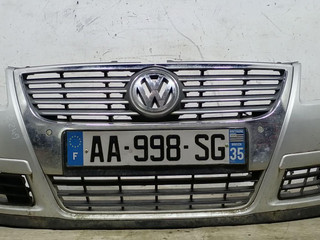 бампер передний Volkswagen Passat B6 2008, 2.0 л., TDi, CBAB, дизель, 6МКПП, серебристый, универсал, 3C0807217D