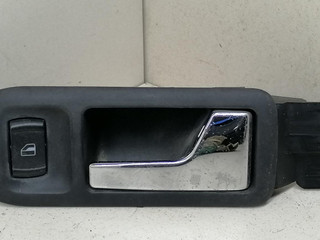 ручка внутренняя передняя правая Volkswagen Bora 1 поколение 2002, 1.9 л., TDi, ATD, дизель, 5МКПП, серебристый, седан, передний привод, B1837114