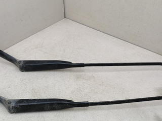 щеткодержатель (поводок стеклоочистителя, дворник) Opel Vectra B 1998, 1.6 л., i, X 16 XEL, бензин, 5МКПП, зеленый, универсал, передний привод, 6272451, 6272453