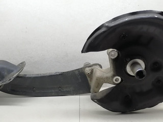 кулак задний левый Volkswagen Passat B6 2008, 2.0 л., TDi, CBAB, дизель, 6МКПП, серебристый, универсал, 5N0615611C, 3C0505225A