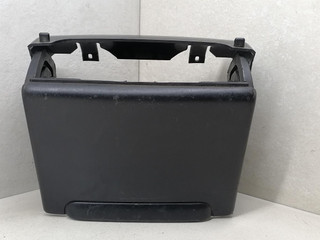 рамка под магнитолу Renault Laguna 1 поколение B56A/B 1994, 1.8 л., mono, бензин, 5МКПП, хетчбэк 5 дв., передний привод, 7700823148