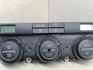 блок управления печки / климат-контроля Volkswagen Passat B6 2008, 2.0 л., TDi, CBAB, дизель, 6МКПП, серебристый, универсал, 3C0907044CR