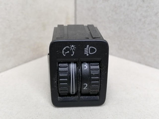 кнопка корректора фар Volkswagen Passat B6 2008, 2.0 л., TDi, CBAB, дизель, 6МКПП, серебристый, универсал