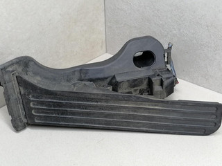 педаль Volkswagen Passat B6 2008, 2.0 л., TDi, CBAB, дизель, 6МКПП, серебристый, универсал, 1K1721503P