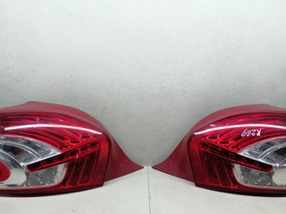 фонари задние (комплект) Peugeot 208 1 поколение 2013, 1.2 л., i, бензин, 5МКПП, черный, хетчбэк 5 дв.