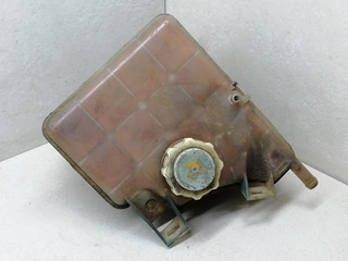 бачок расширительный Renault Laguna 1 поколение B56A/B 1994, 1.8 л., mono, бензин, 5МКПП, хетчбэк 5 дв., передний привод, 7700823704