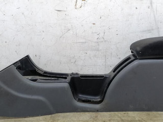 консоль салона Renault Laguna 1 поколение B56A/B 1994, 1.8 л., mono, бензин, 5МКПП, хетчбэк 5 дв., передний привод