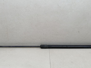 амортизатор капота Volkswagen Passat B6 2008, 2.0 л., TDi, CBAB, дизель, 6МКПП, серебристый, универсал, 3C0823359A
