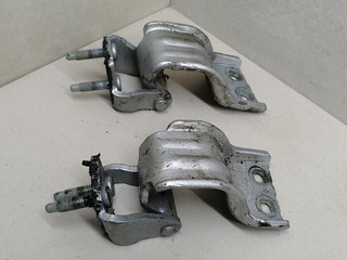 петля крышки багажника Volkswagen Passat B6 2008, 2.0 л., TDi, CBAB, дизель, 6МКПП, серебристый, универсал