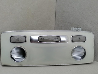 фонарь салона (плафон) Renault Laguna 3 поколение 2007, 2.0 л., DCi, M9R 802, дизель, 6МКПП, голубой, хетчбэк 5 дв.