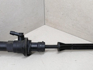 цилиндр сцепления главный Renault Laguna 3 поколение 2007, 2.0 л., DCi, M9R 802, дизель, 6МКПП, голубой, хетчбэк 5 дв.