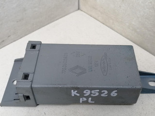 блок комфорта Renault Laguna 1 поколение B56A/B 1994, 1.8 л., mono, бензин, 5МКПП, хетчбэк 5 дв., передний привод, 7700822926
