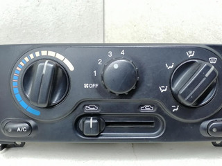 блок управления печки / климат-контроля Daewoo Lanos T100 1998, 1.3 л., MPI, A13SMS, бензин, 5МКПП, зелёный, хетчбэк 3 дв., передний привод, 759189