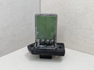 сопротивление печки Daewoo Lanos T100 1998, 1.3 л., MPI, A13SMS, бензин, 5МКПП, зелёный, хетчбэк 3 дв., передний привод, 96247452
