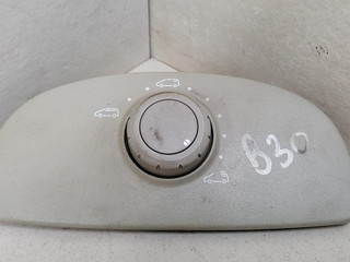кнопка открывания люка Renault Espace 4 поколение 2003, 3.5 л., i, V4Y 711, бензин, АКПП, серый, минивэн, передний привод, 8200051909