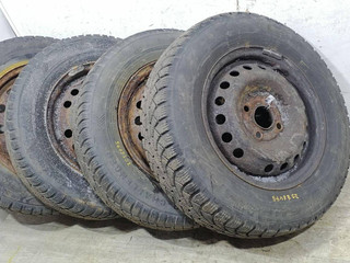 диск литой Daewoo Lanos T100 1998, 1.3 л., MPI, A13SMS, бензин, 5МКПП, зелёный, хетчбэк 3 дв., передний привод