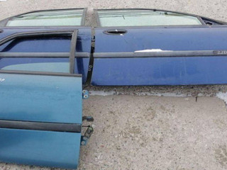 стекло двери передней правой Renault Laguna 1 поколение 1997, 2.2 л., DT, G8T 792, дизель, 5МКПП, синий, универсал, передний привод, 7701467576