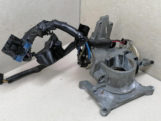 контактная группа Mitsubishi Sigma 1 поколение 1994, 3.0 л., i, 6G72 (DOHC 24V), бензин, 5МКПП, серый металлик, седан, передний привод