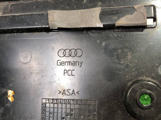 бленда Audi Q7 4M [рестайлинг] (2019 - 2026), 4NO827113