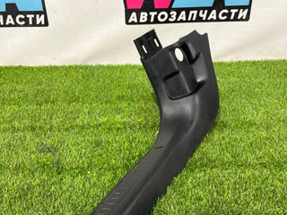 накладка на порог внутренняя Ford Escape 4 поколение CX482 2021, 1.5 л., бензин, АКПП, внедорожник 5 дв., полный привод, LJ6B-S13201-AAW